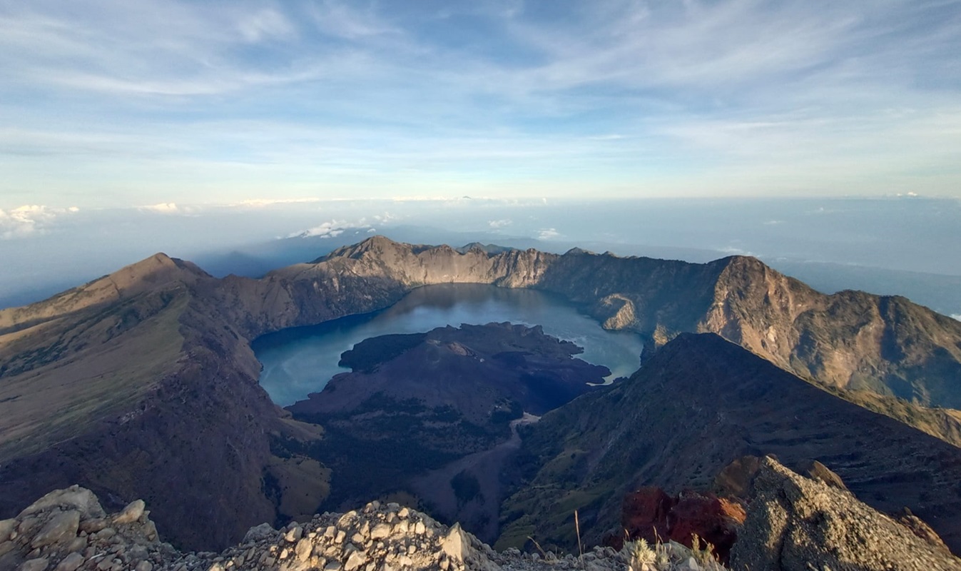 rinjani trekking package